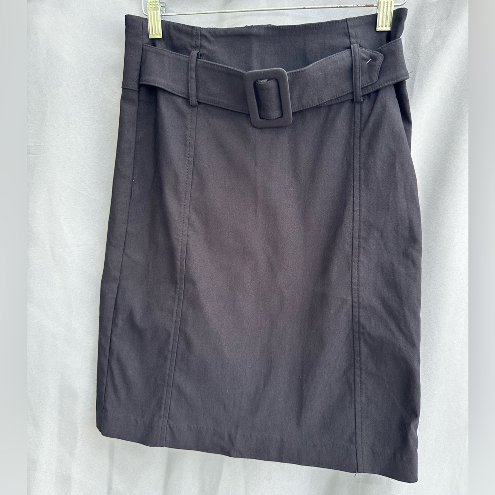 Forever21 Black midi skirt size small made in Vietnam